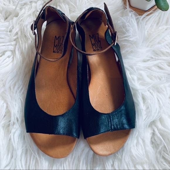 ♻️✌🏻sold✌🏻♻️MIZ MOOZ black and brown leather - Picture 4 of 8